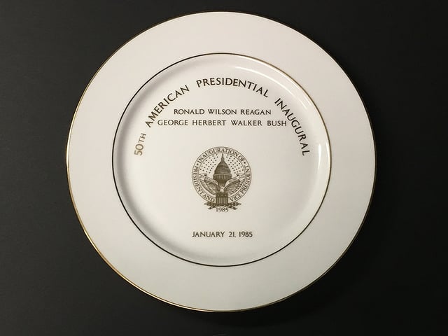 Presidential Inaugural Gifts - 1985 Plate